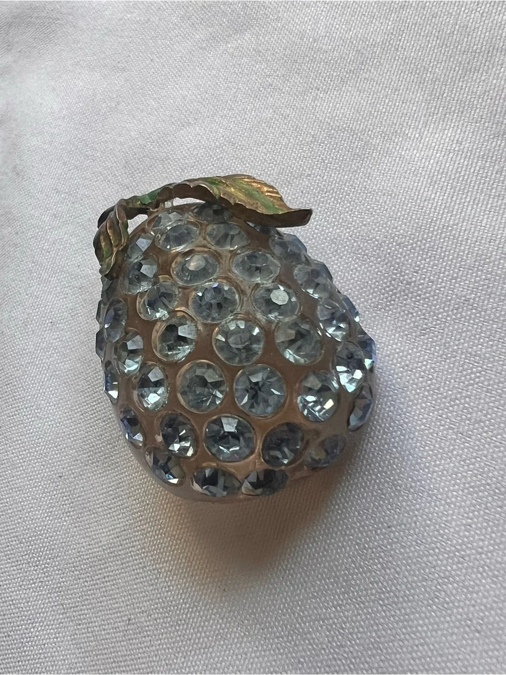 Rare Vintage 1950’s Forbidden Fruit Lucite Rhinestone Brooch Pin Austria